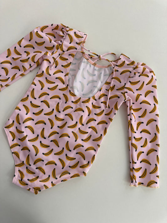 MARINA - Детски цял бански с дълъг ръкав и UV защита (UPF 50+) - бананов принт