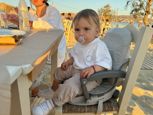 Oversized children's t-shirt "born for adventures"