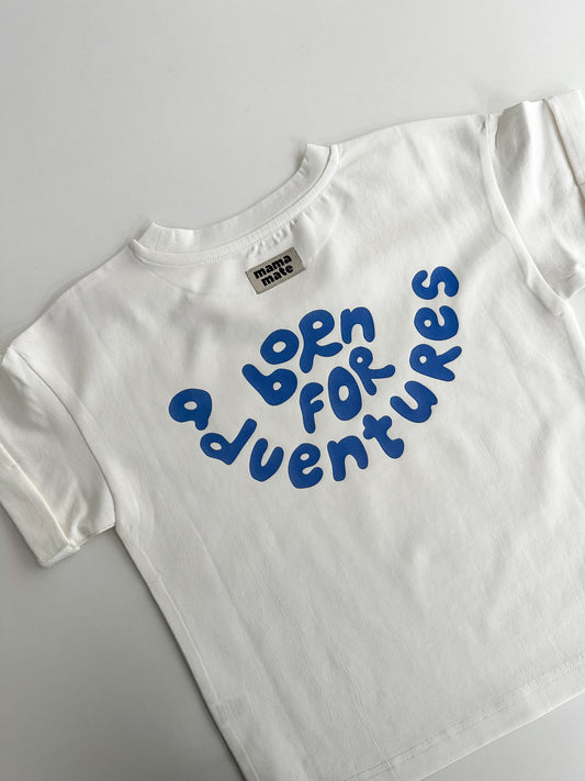 Оувърсайз тениска “born for adventures” - екрю (SS26)