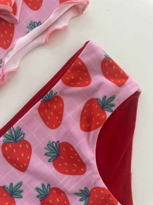 Antoinette - блуза и двулицеви гащички с UV (UPF 50+) защита - ягоди