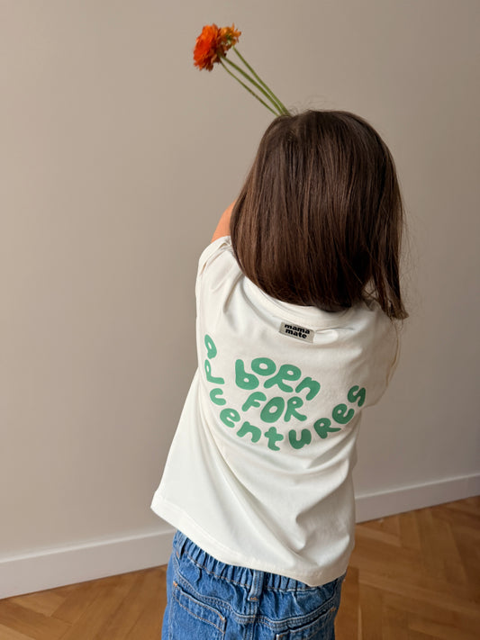 Детска оувърсайз тениска “born for adventures” - екрю (SS26)