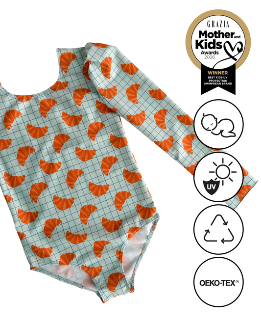 *PRECOMANDĂ* MARINA - Costum de baie pentru copii, dintr-o singură piesă, cu mâneci lungi și protecție UV (UPF 50+) - albastru croissant SS26