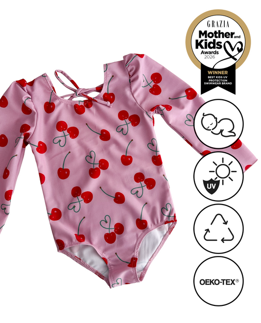 MARINA - Детски цял бански с дълъг ръкав и UV защита (UPF 50+) - cherries SS26