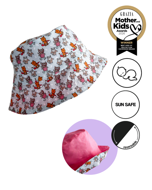 Reversible children's bucket hat with UV protection - hand-painted design - kittens