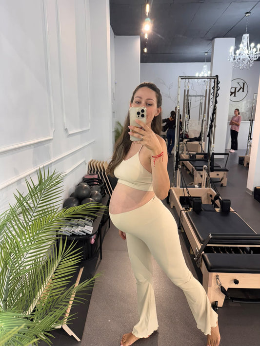 ACTIVE FLARED PANTS: RAFFLED - Soya Milk