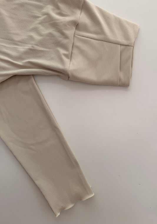 active tights : raffled