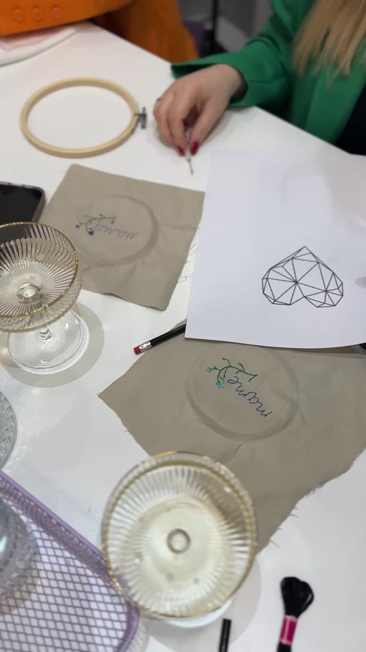 Embroidery Workshop: Научете различни видове бод с The Big Little LLama (16.03 от 10:30)