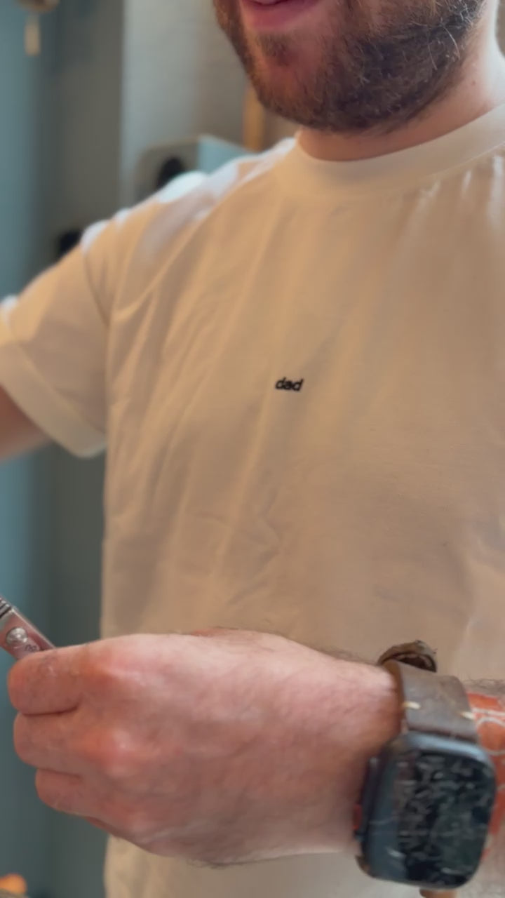 Oversized men's t-shirt - "dad/dad/dad/daddy" in ecru